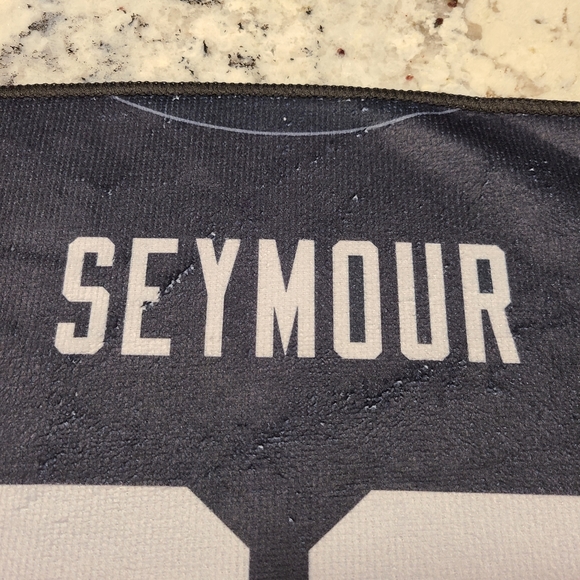 Richard Seymour Las Vegas Raiders Stadium Giveaway Commemorative Towel - Picture 4 of 8